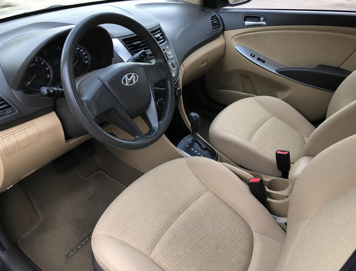 2012 Hyundai Accent